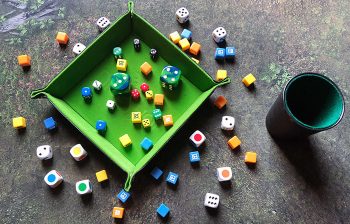 Du suchst ein frisches Würfelspiel? Hier kommt unsere Top-Liste